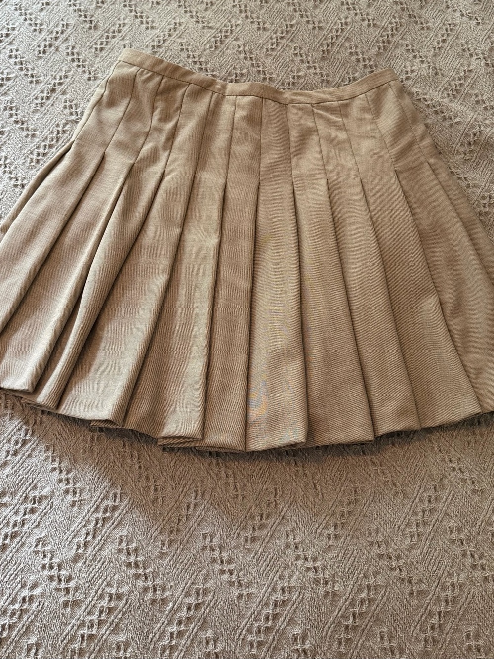 Akris Pleated A-Line Mini Skirt in Taupe